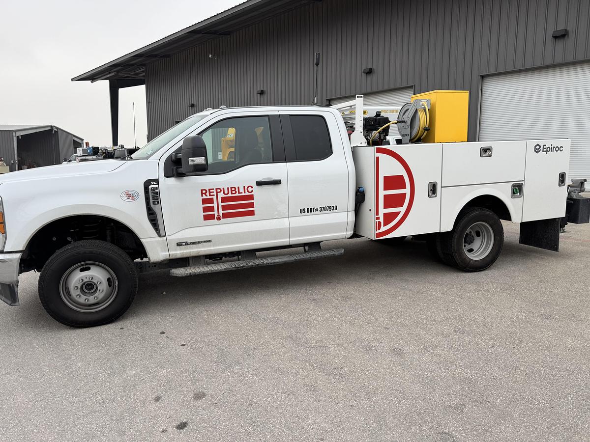 Used 2024 Ford F-350 Super Duty 4X4 Super Cab F-350