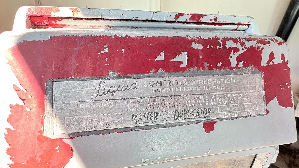 Used 1995  Ford LN?LNT 900 Fuel Truck Ford LN/ LNT 9000