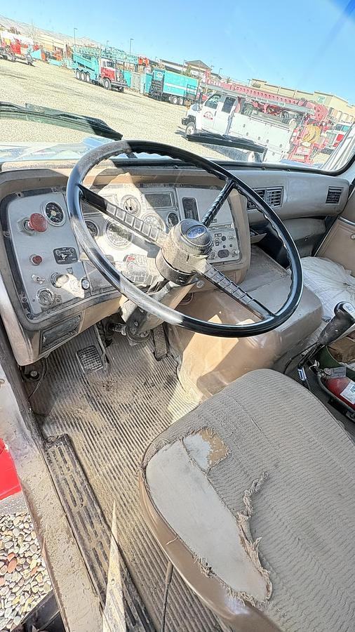 Used 1995  Ford LN?LNT 900 Fuel Truck Ford LN/ LNT 9000