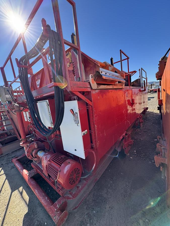 Used Mud shaker system