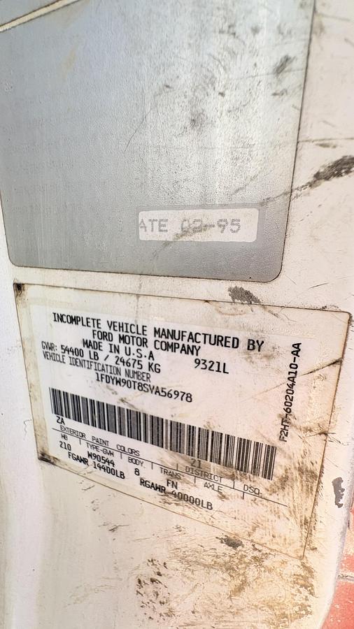 Used 1995  Ford LN?LNT 900 Fuel Truck Ford LN/ LNT 9000