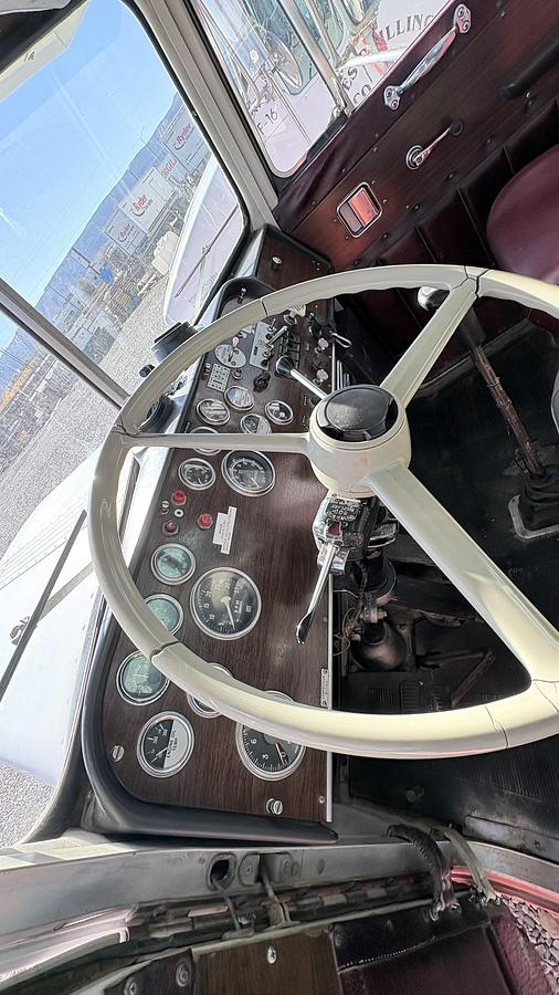 Used 1975 Peterbilt WATER TRUCK