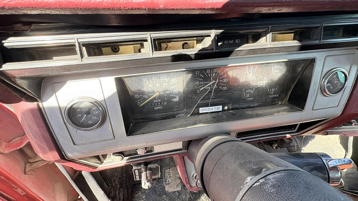 Used 1981 FORD  F700 WATER TRUCK