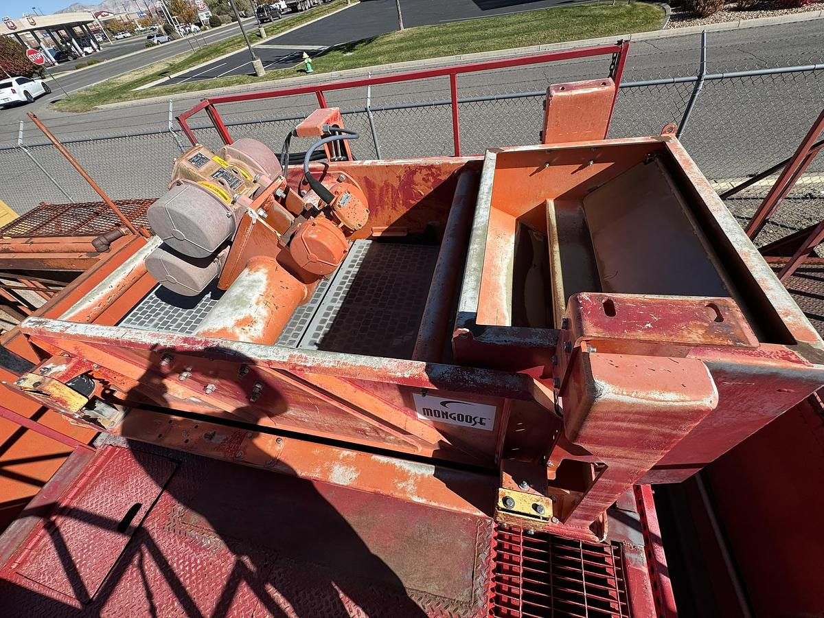 Used Mud shaker system