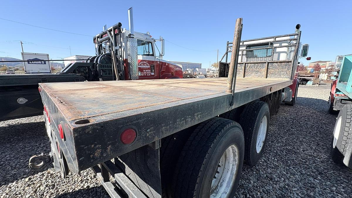 Used 1996 Peterbilt CAT3306
