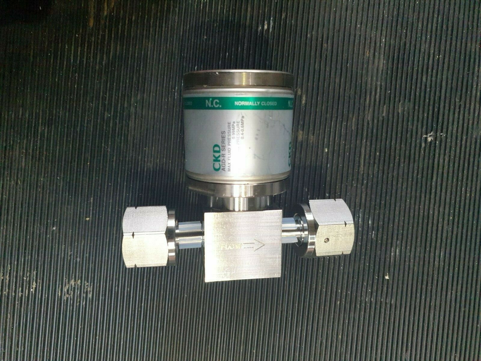 Used CKD Corporation  AGD21R-6R-X0055 PRESSURE VALVE (rbd2.1b5)