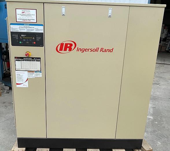 INGERSOLL RAND MODEL SSR-XF100 100HP AIR COMPRESSOR