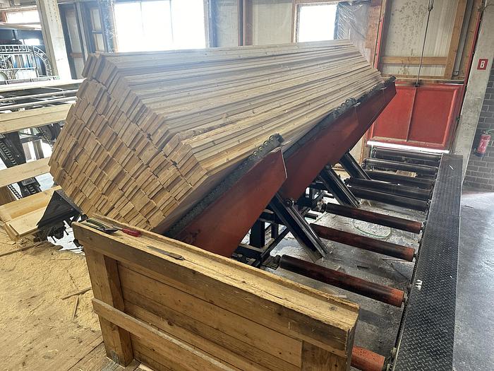 Used Waco schaaflijn HM-225 met bundeling en stapelen