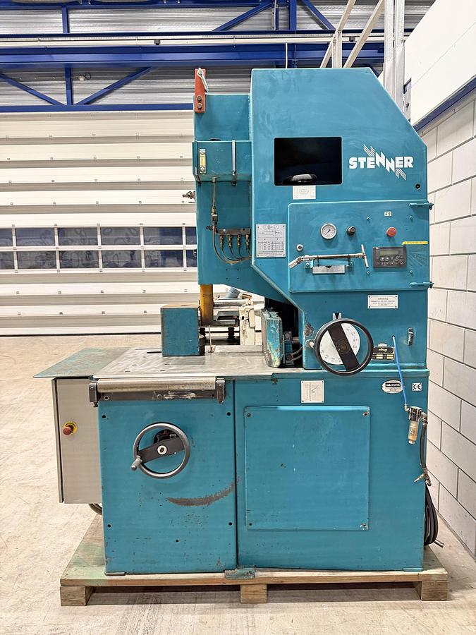 Gebruikt STENNER ST100