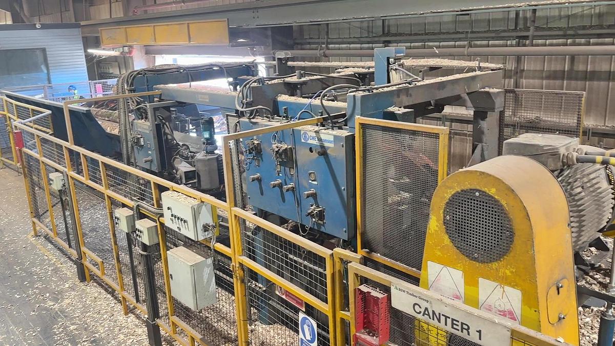 Gebruikt Söderhamn Eriksson canter-quadro sawmill + sorting