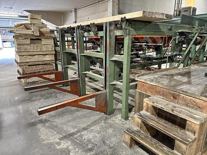 Gebruikt Automation for multirip saw line