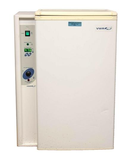 Used VWR Shel-Lab 2005 SRI3 Refrigerated Incubator BOD Low Temperature USED (9012)R