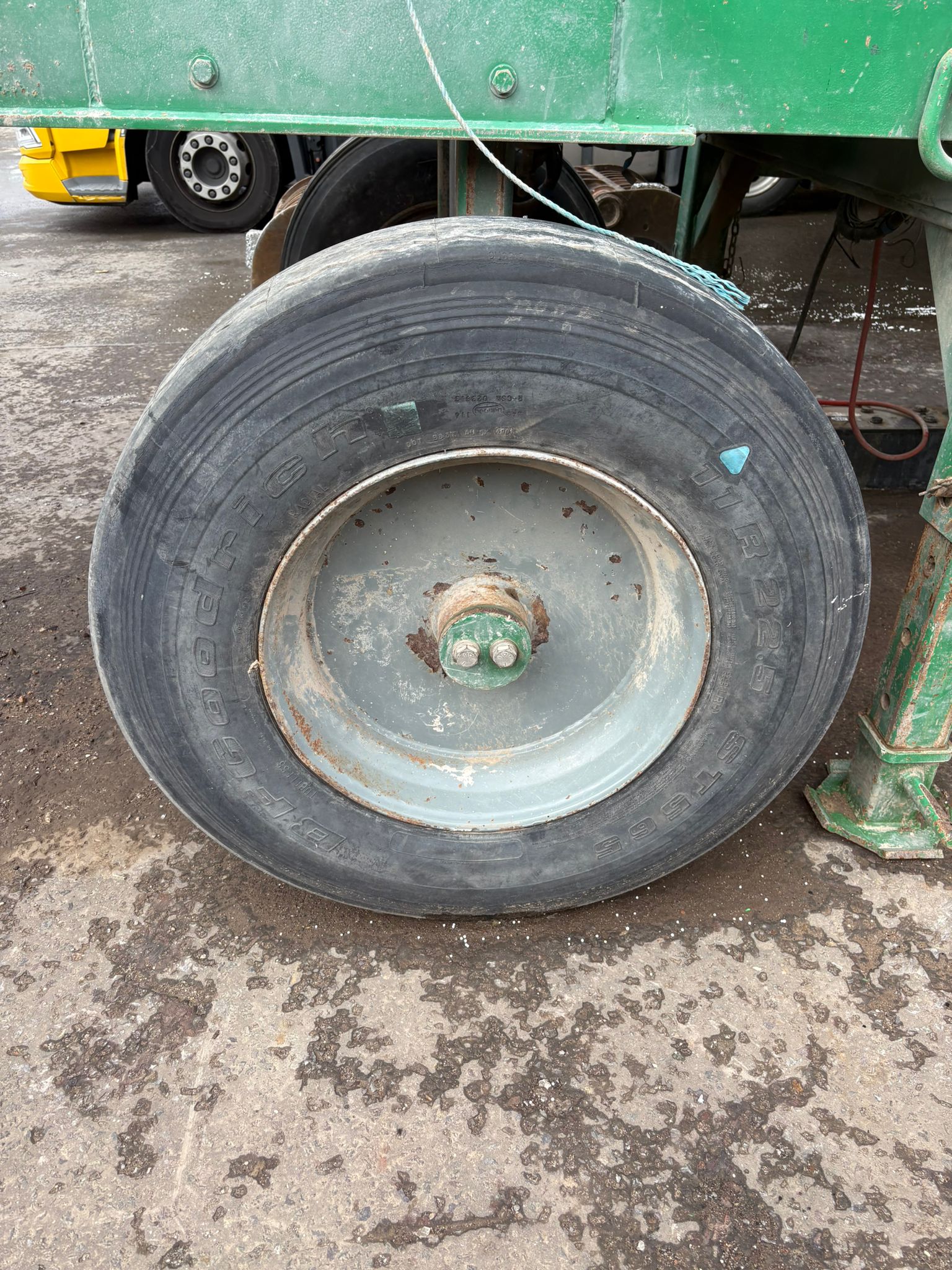 Used 2004 McCloskey 516RE