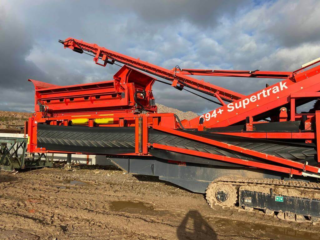 Used Finlay 694+ supertrak
