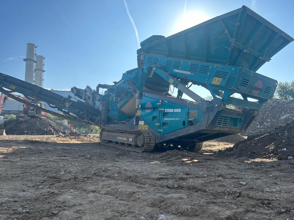Used 2022 Powerscreen Titan 600