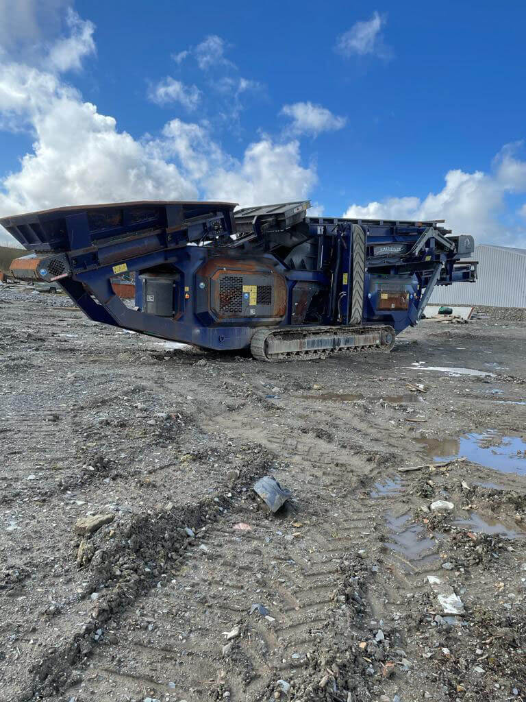 Used CRS KF 44-18 TM