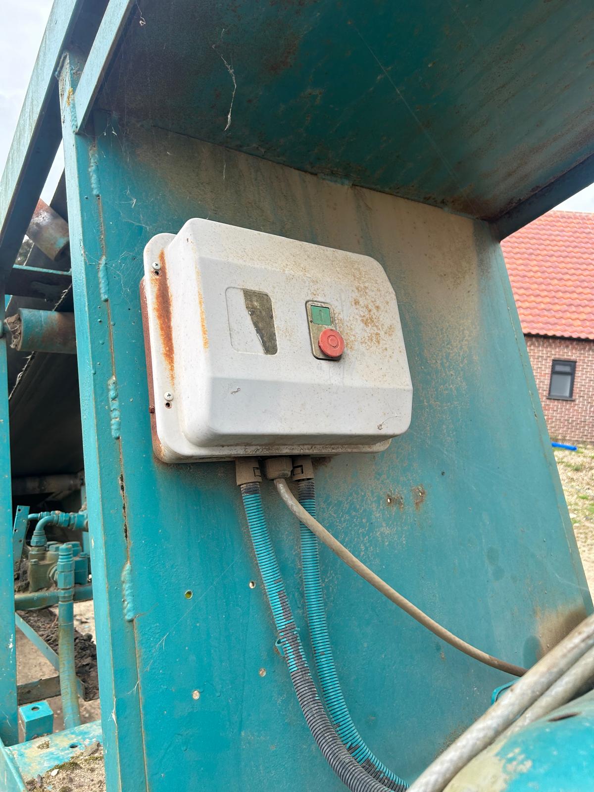 Used 1990 Powerscreen MKII