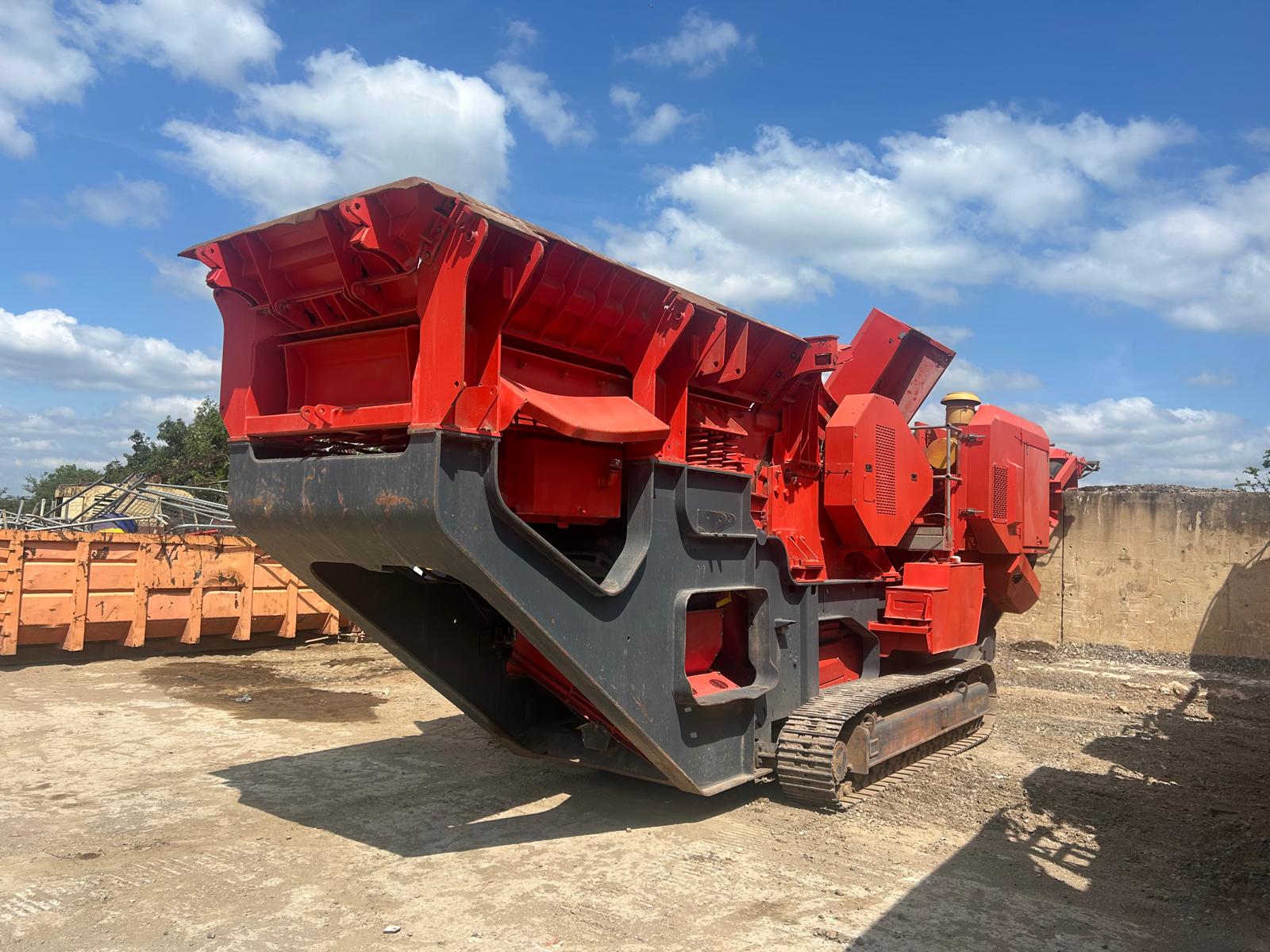 Used 2007 Finlay J-1160