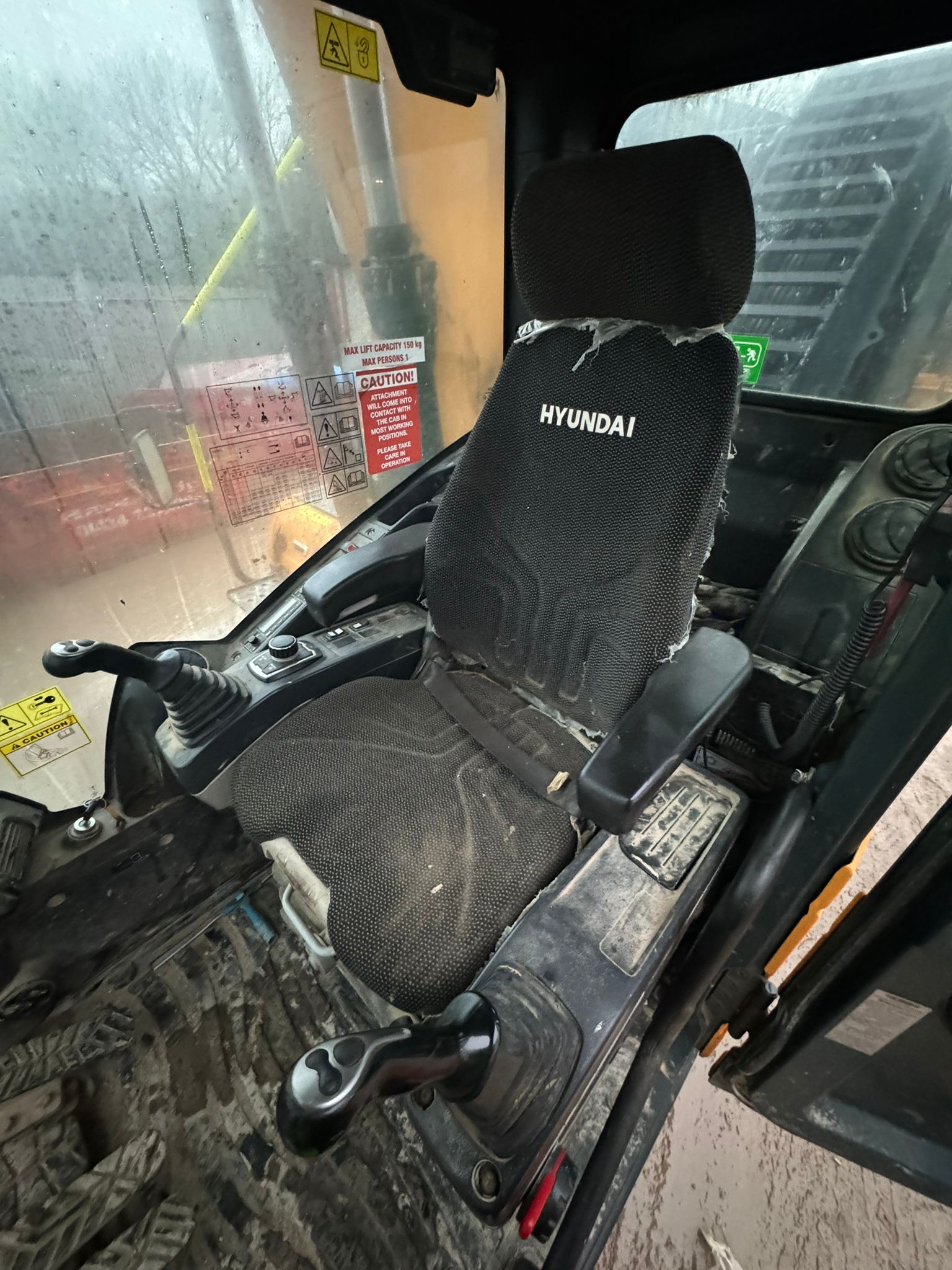 Used Hyundai  HX140L