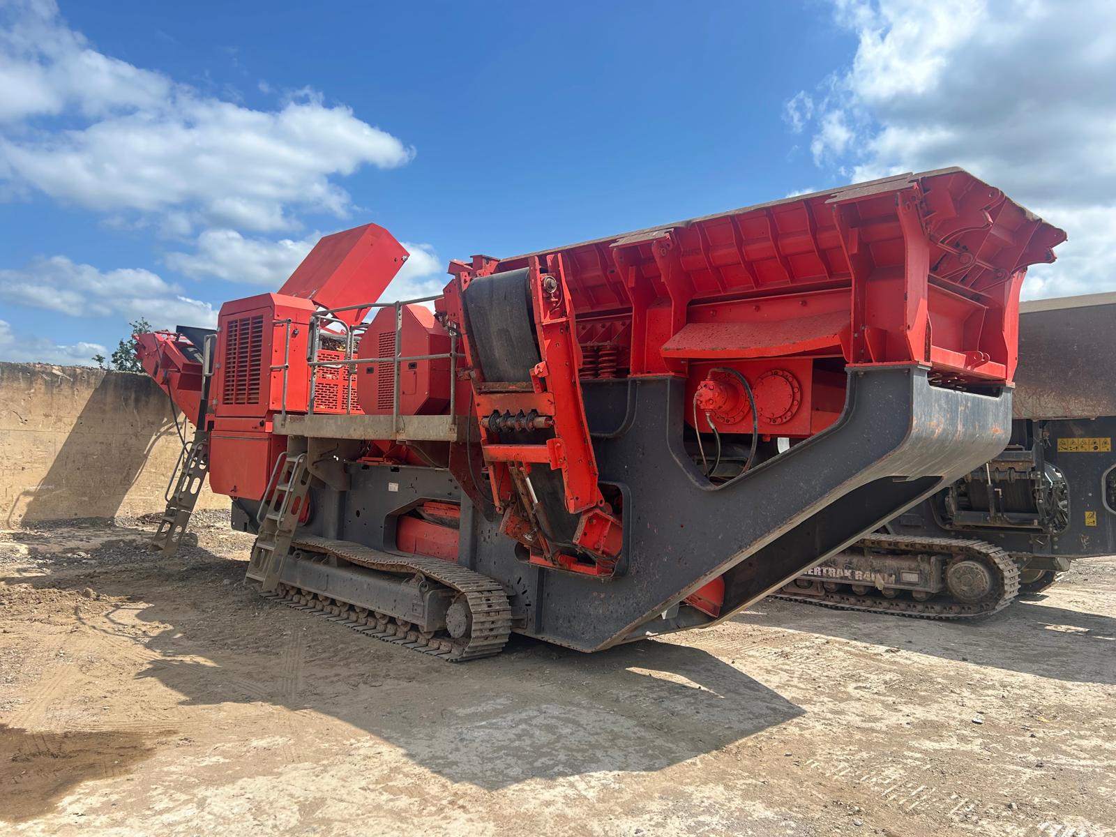 Used 2007 Finlay J-1160