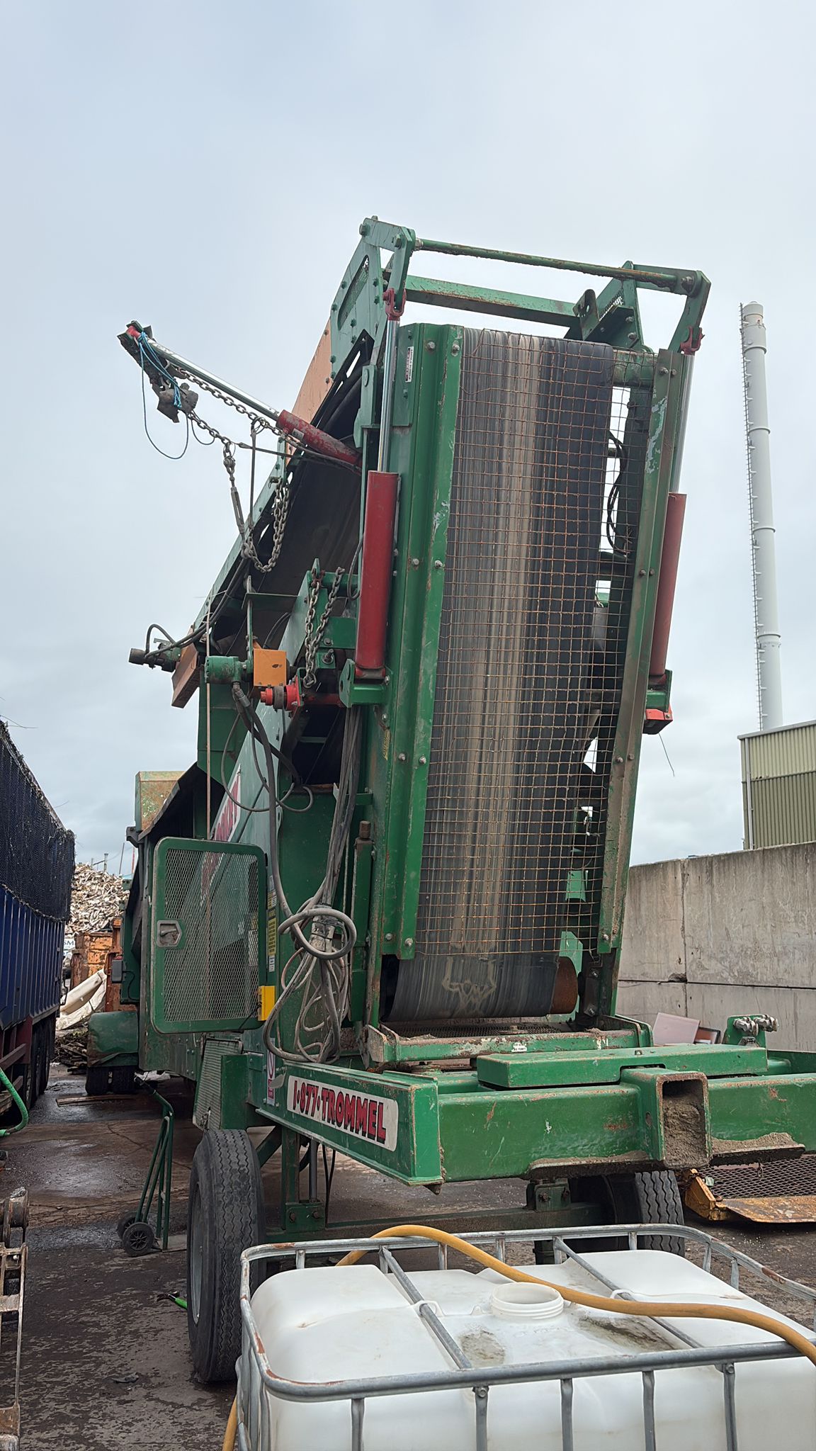 Used 2004 McCloskey 516RE