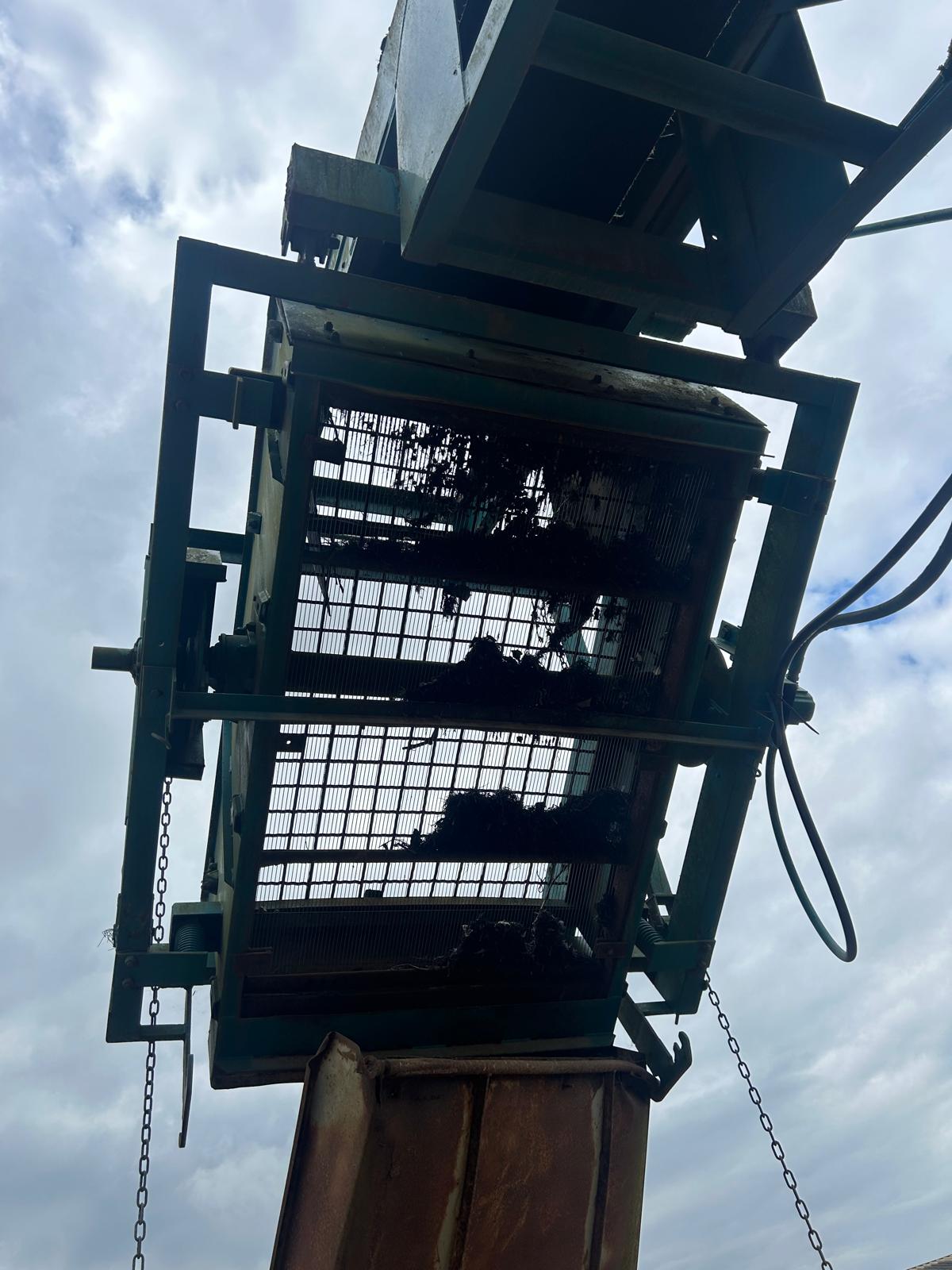 Used 1990 Powerscreen MKII