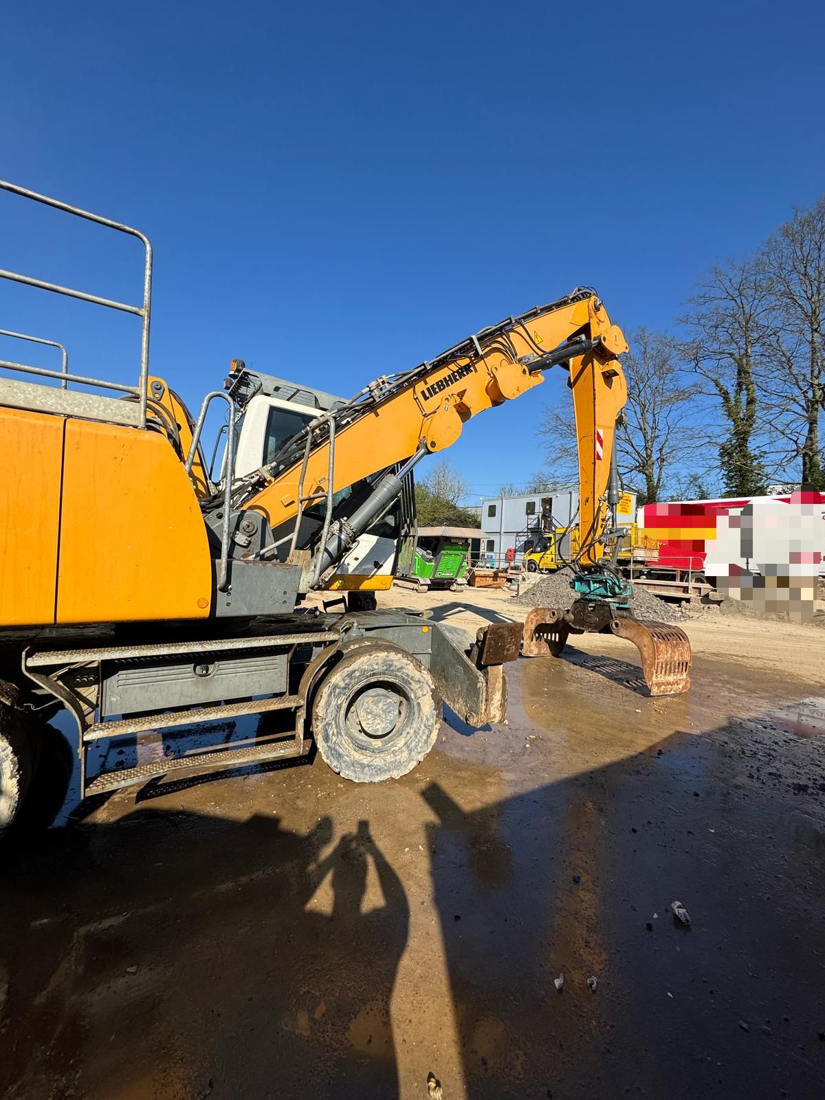 Used 2014 LIEBHERR LH 22 M Litronic