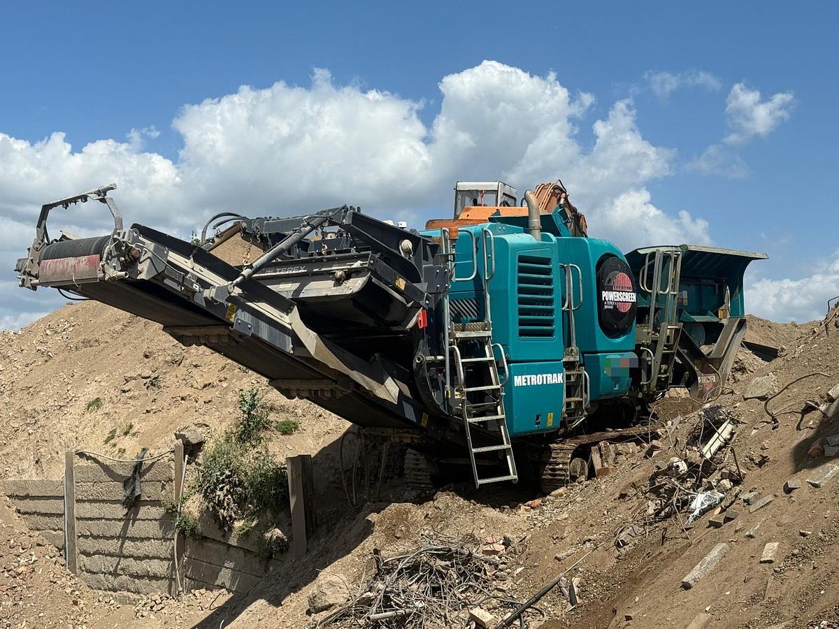 Used 2021 Powerscreen Metrotrak HA