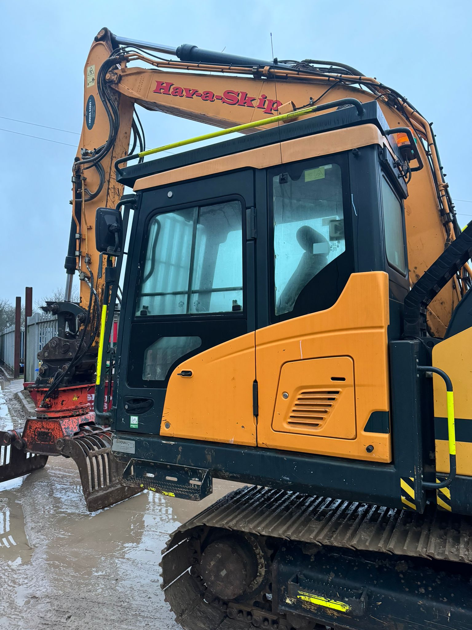 Used Hyundai  HX140L