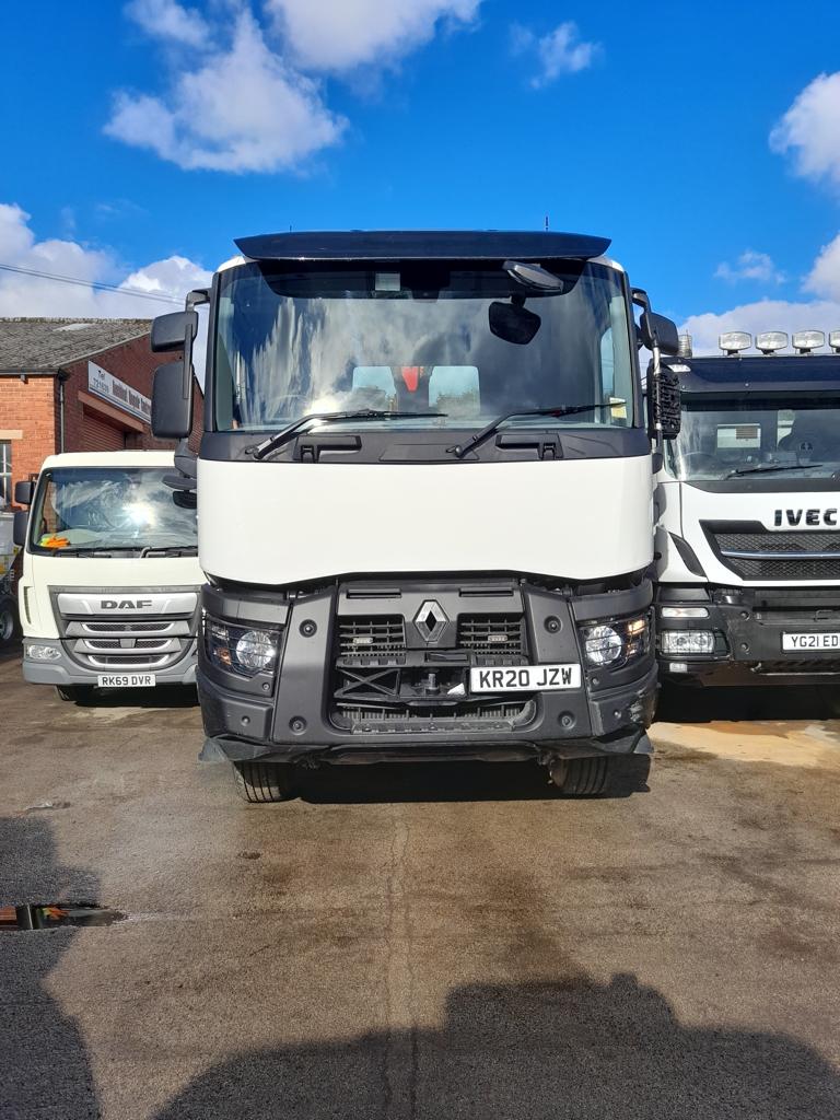 Used 2020 Renault  32T