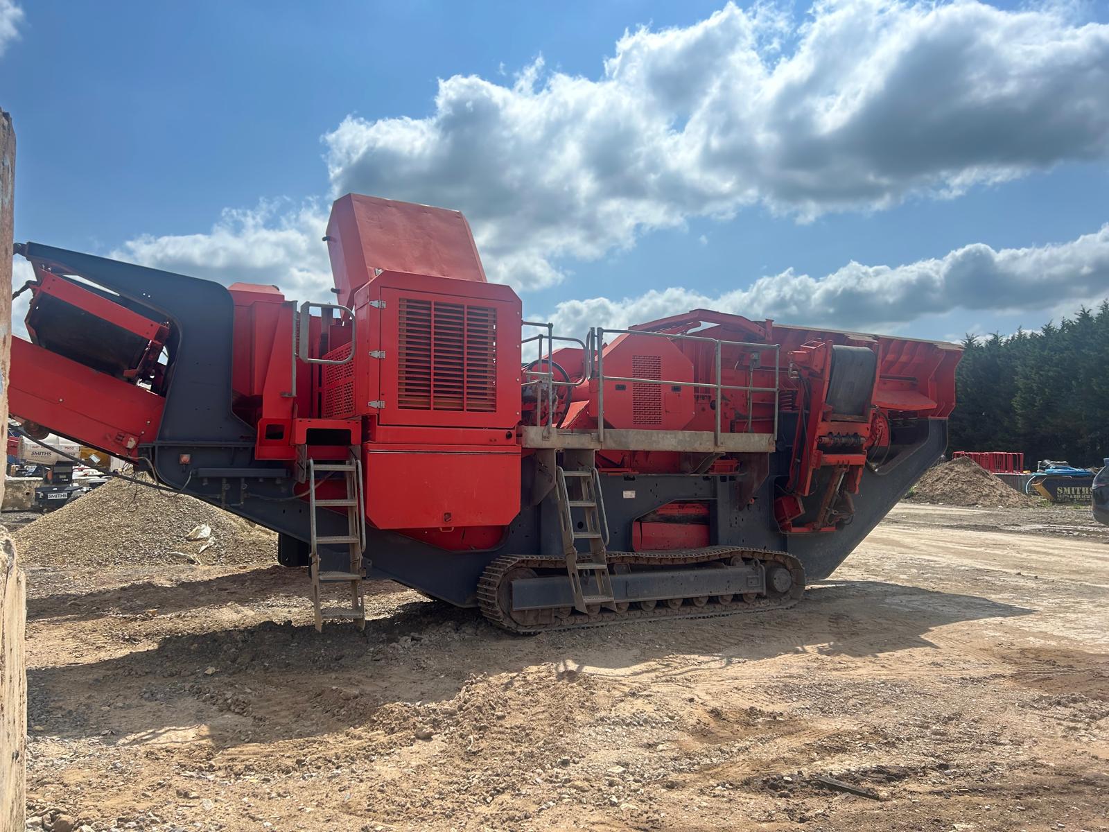 Used 2007 Finlay J-1160