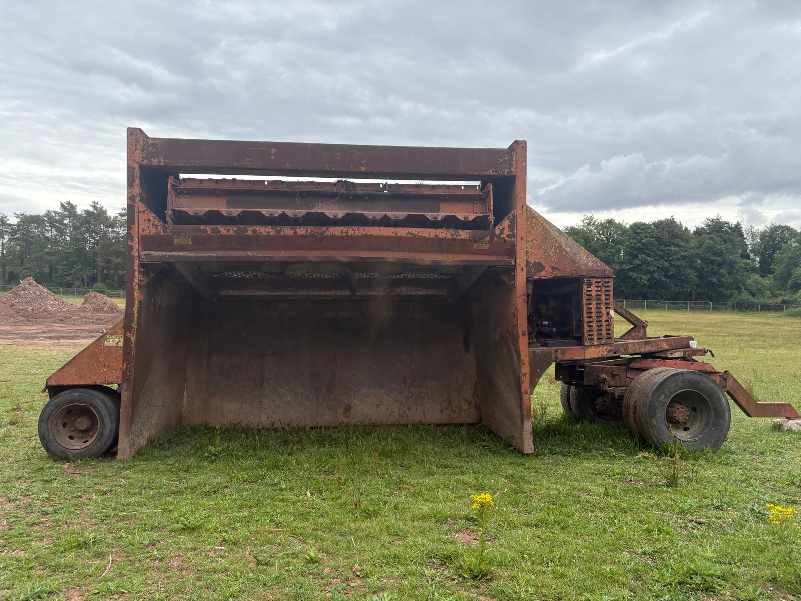 Used 2002 Extec Box Screen