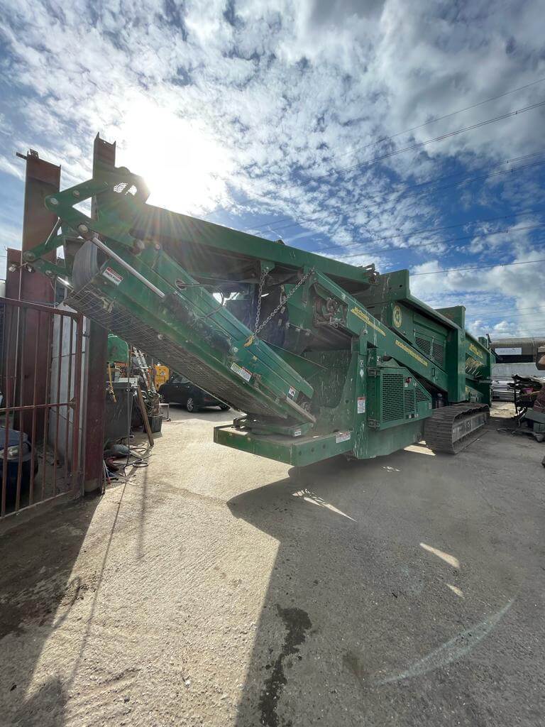 Used McCloskey 516RT