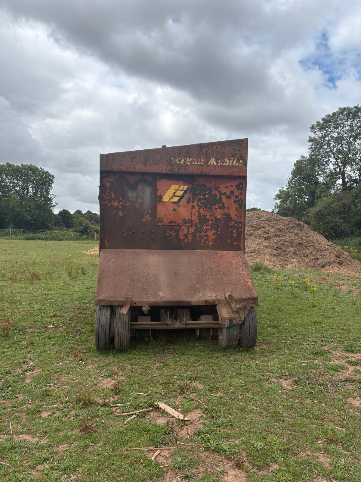 Used 2002 Extec Box Screen