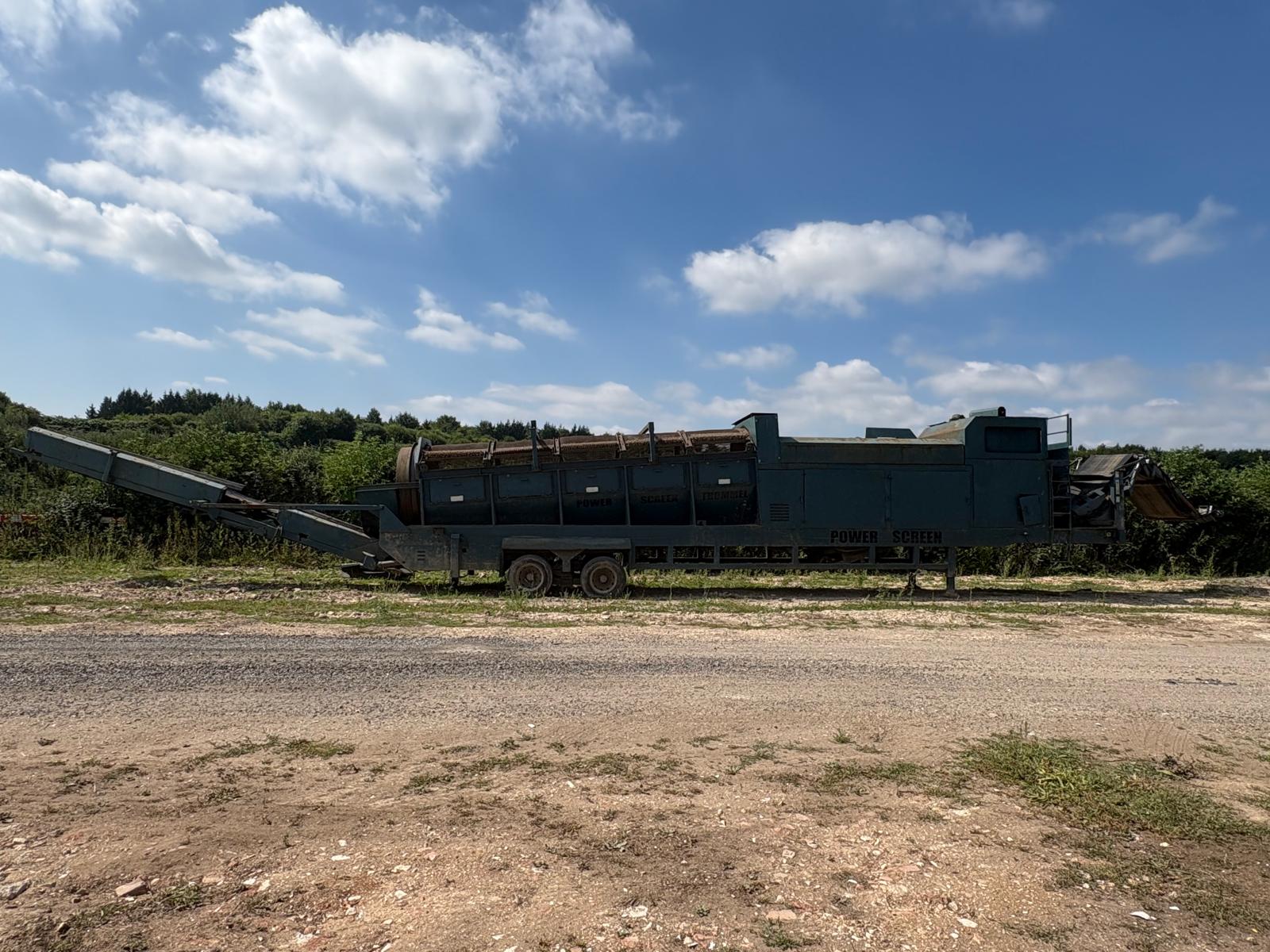Used Powerscreen 725