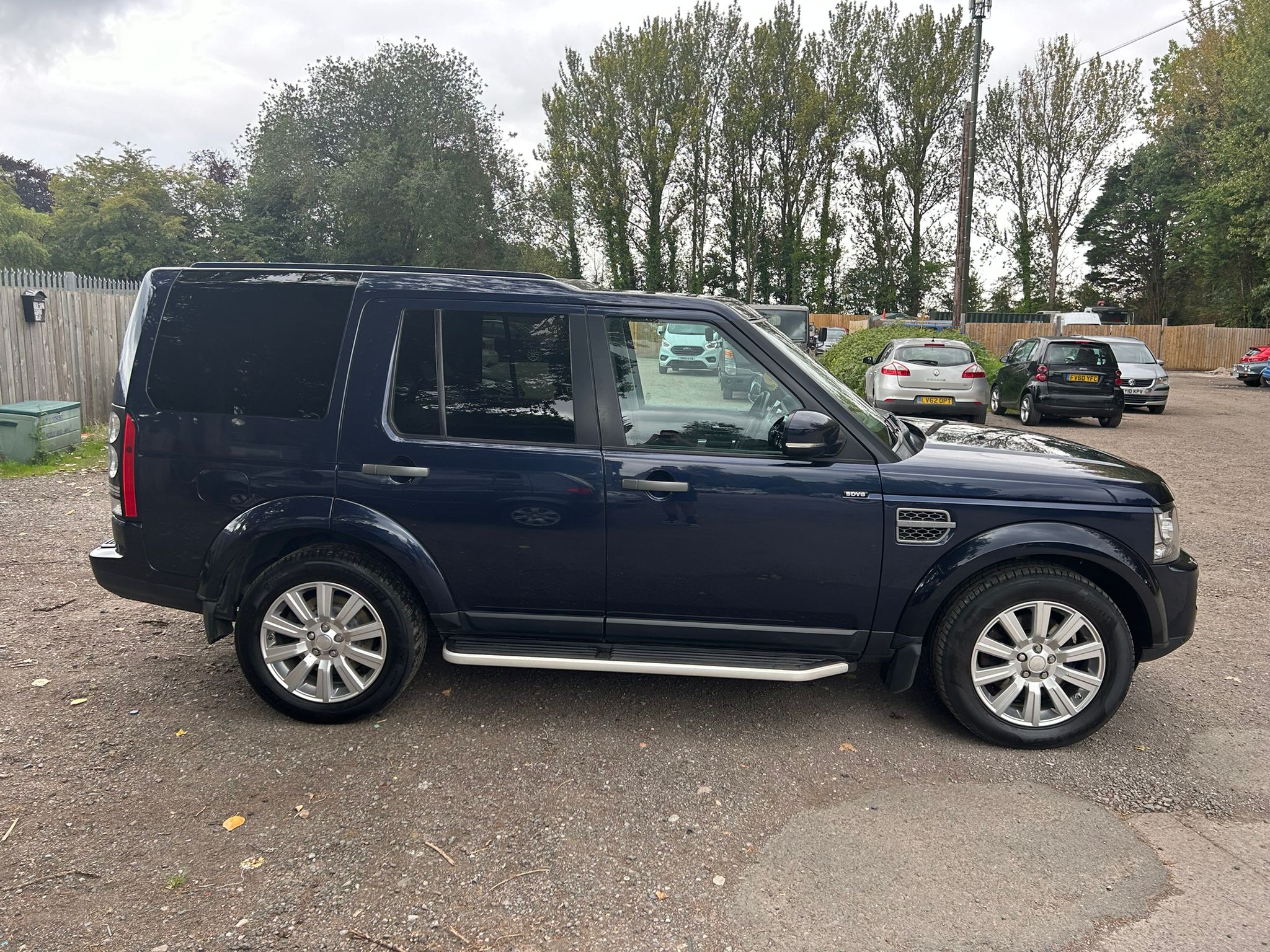 Used 2013 Land Rover Discovery 4 SDV6