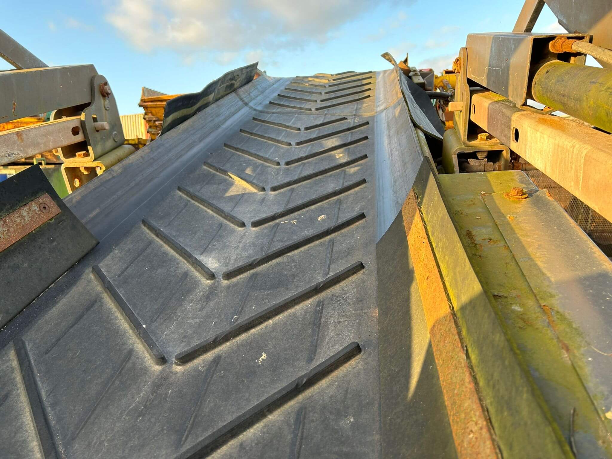 Used Powerscreen Warrior 600