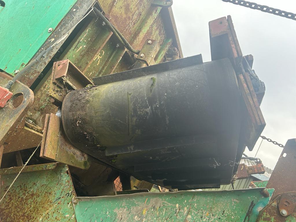 Used 2008 HAAS Tyron HDWV 700 x 2000