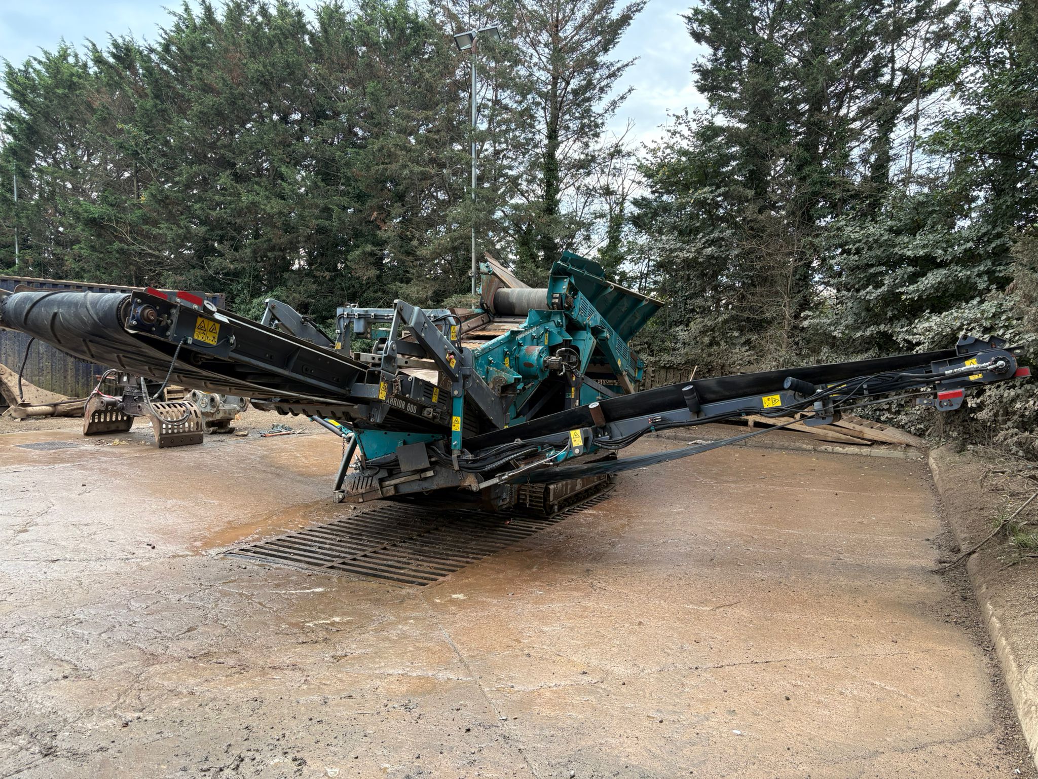 Used 2015 Powerscreen Warrior 600