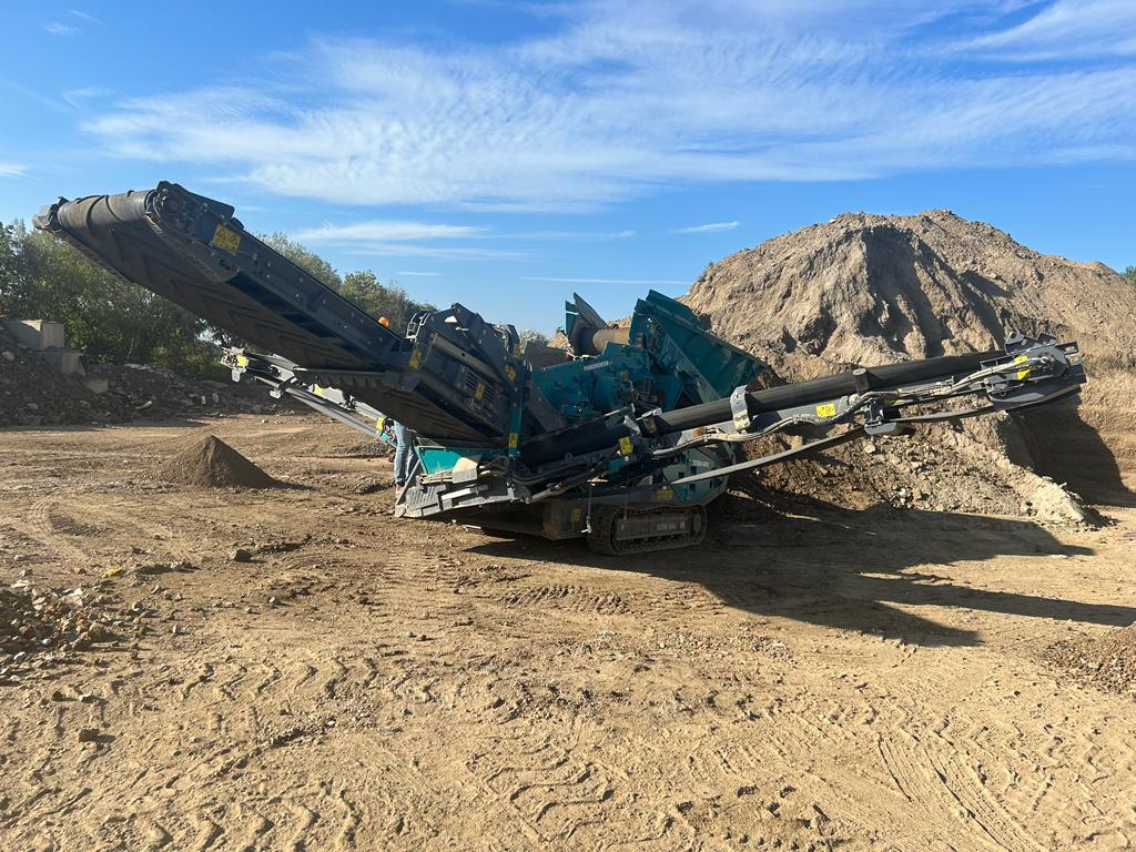 Used 2022 Powerscreen Titan 600