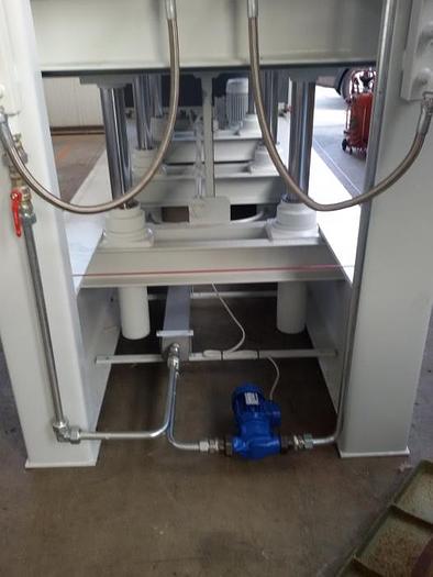 Reacondicionado PRESSA A CALDO KOLMAG SP3000