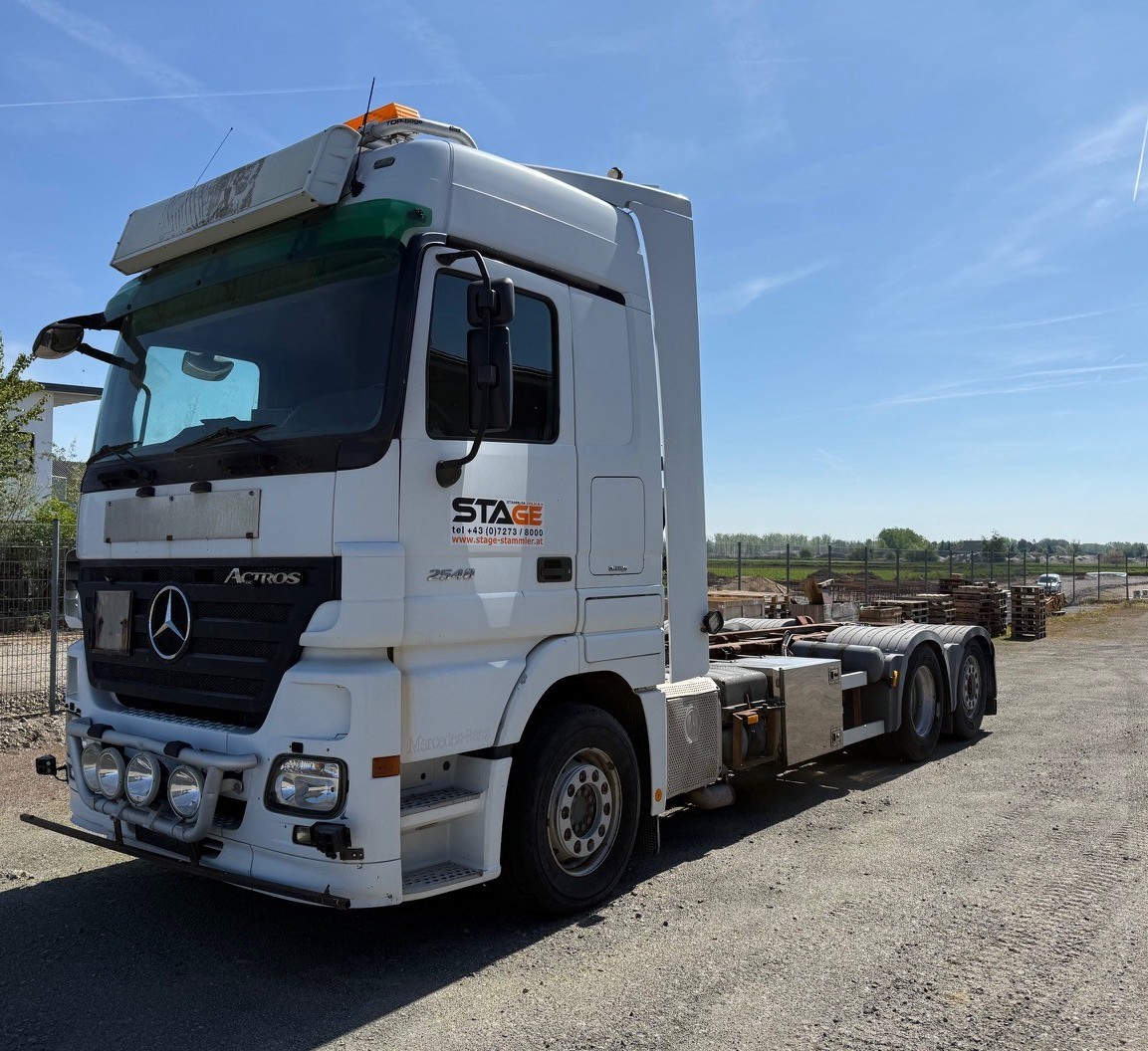 Used Mercedes-Benz Actros 2548L 6x4
