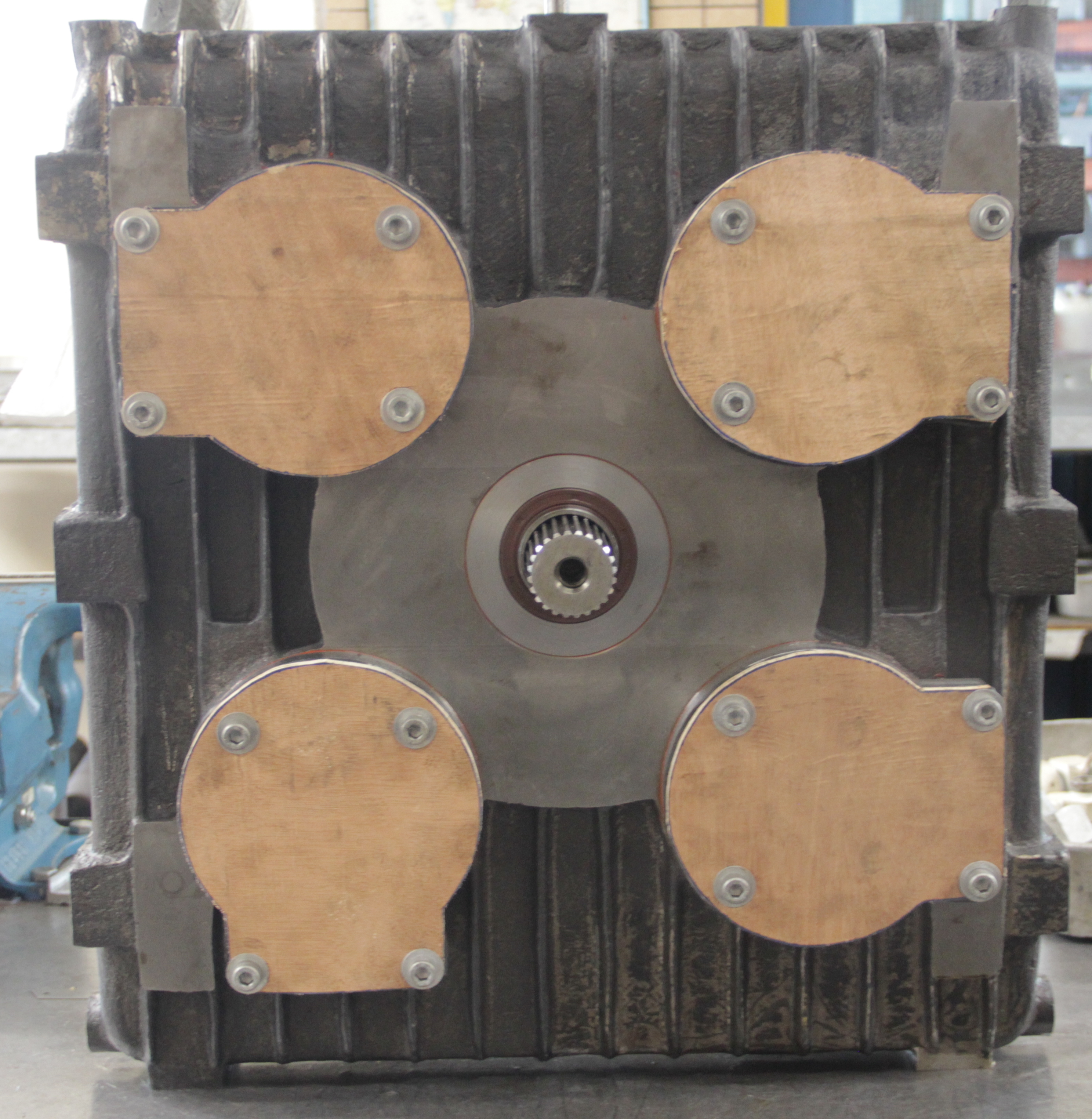 PUMPENVERTEILERGETRIEBE 147200