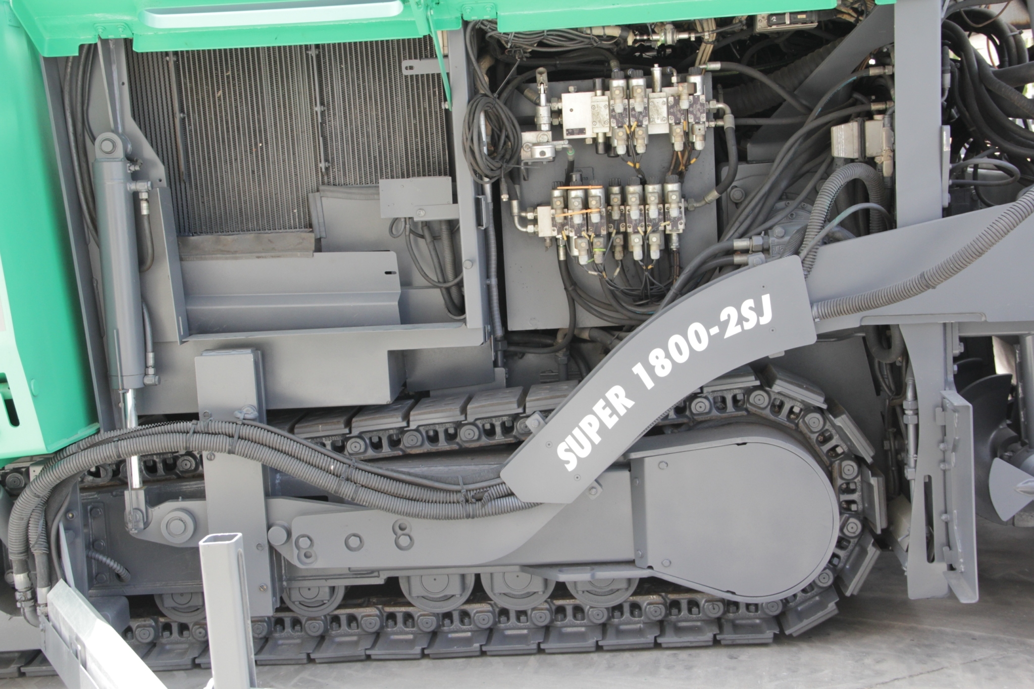 Refurbished VÖGELE Super 1800-2 Spray Jet