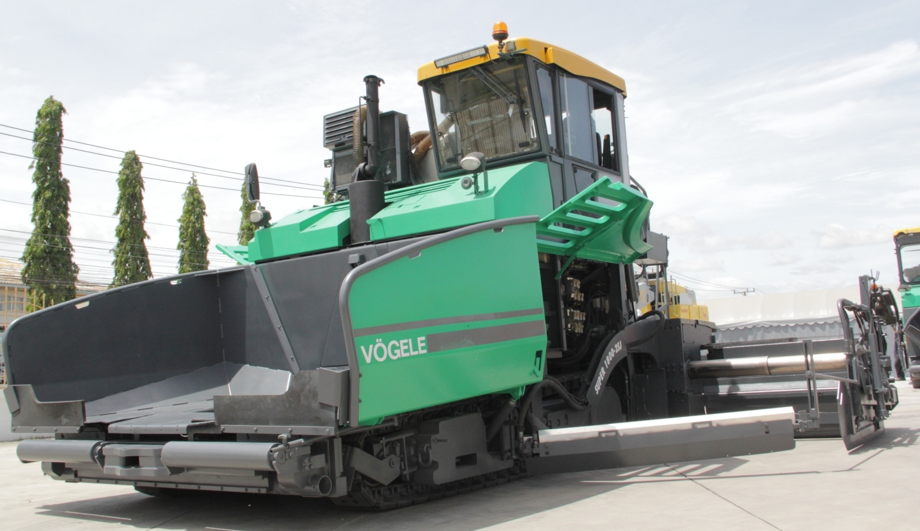 Refurbished VÖGELE Super 1800-2 Spray Jet