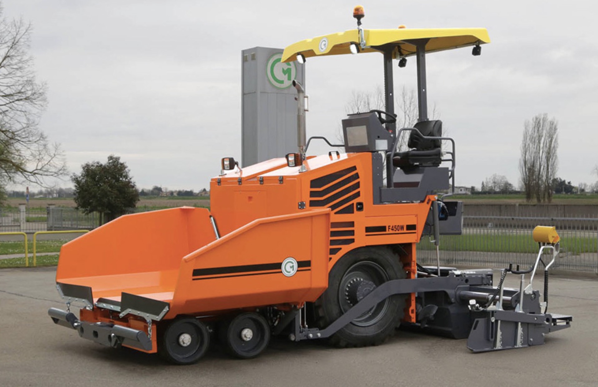 Asphaltfertiger CM F450W