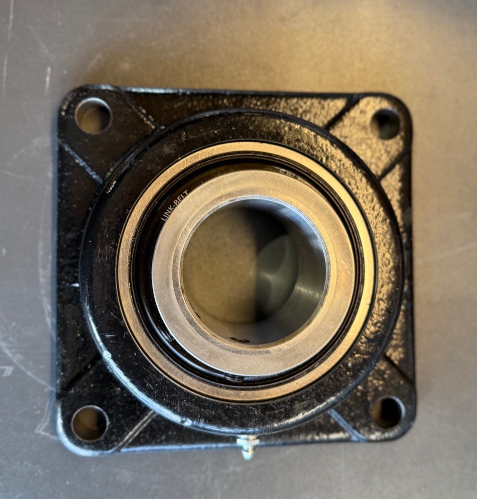 88993-04 Lagerflansch