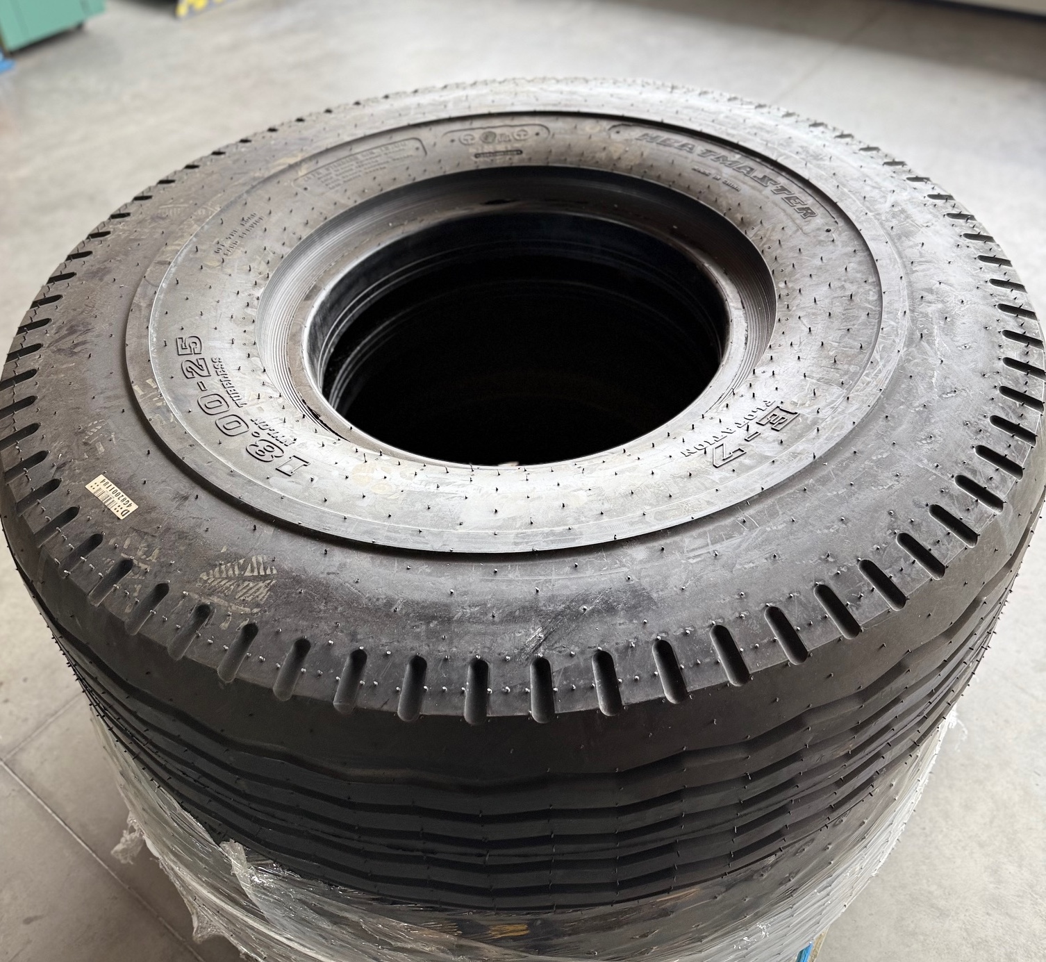 Reifen 18.00-25 Heatmaster