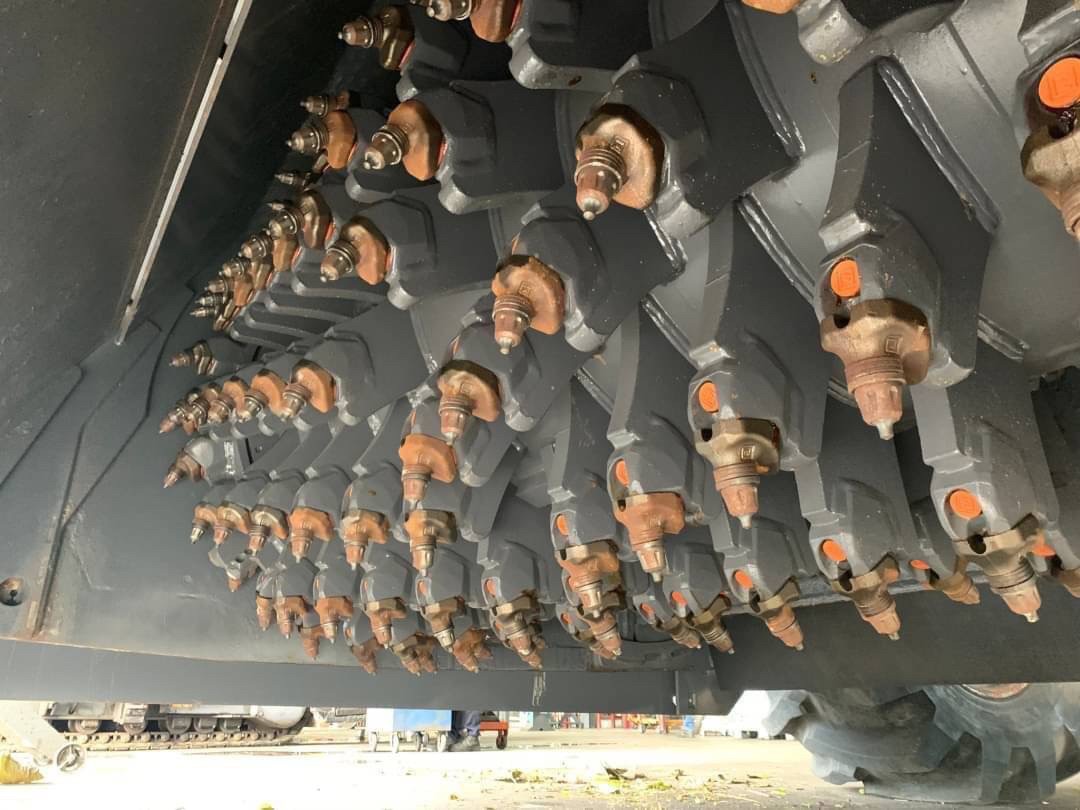 Refurbished Getriebe für Fräswalzen