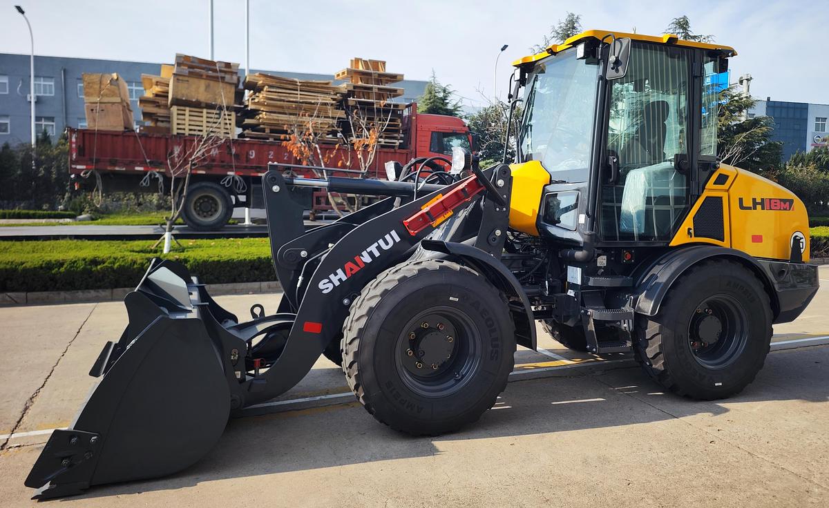 Radlader SHANTUI LH18-M